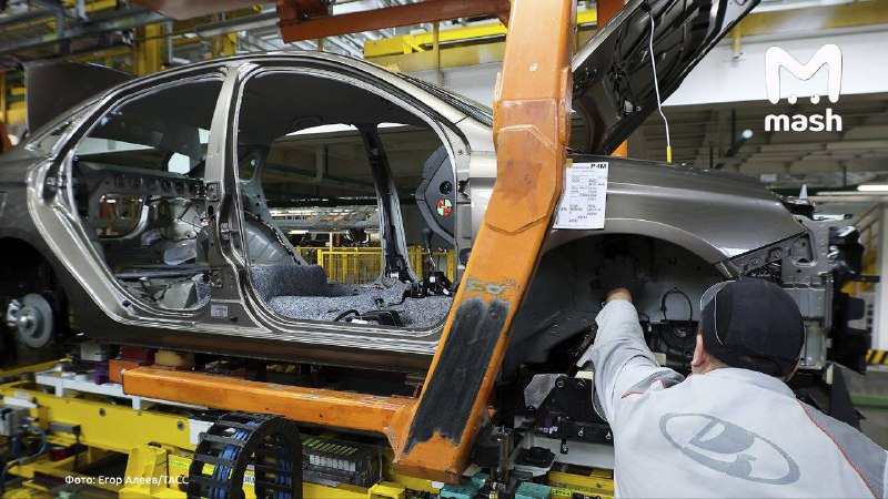 АвтоВАЗ может перейти на четырехдневку из-за падения спроса