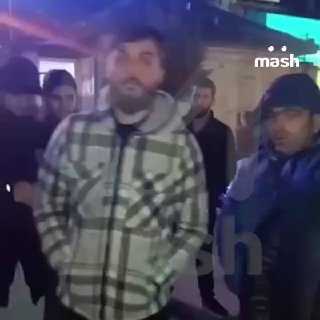 Российские дальнобойщики застряли в Иране