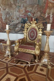 Штраф за селфи в Эрмитаже