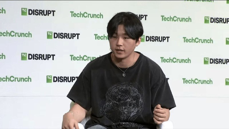 Глава ИИ-стартапа Cluely признался в обмане инвесторов и СМИ по поводу выручки