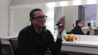 Никита Кологривый подкатил к мошеннице и развёл её на свидание