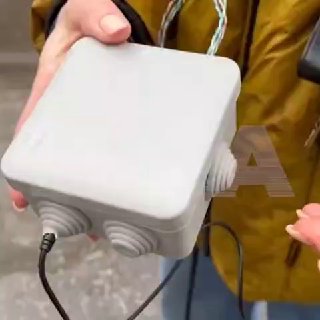 Мошенники взламывают шлагбаумы во дворах Москвы для сдачи парковок в аренду