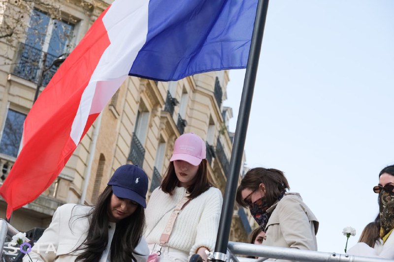Правые феминистки «Немезида» провели отдельный протест во Франции