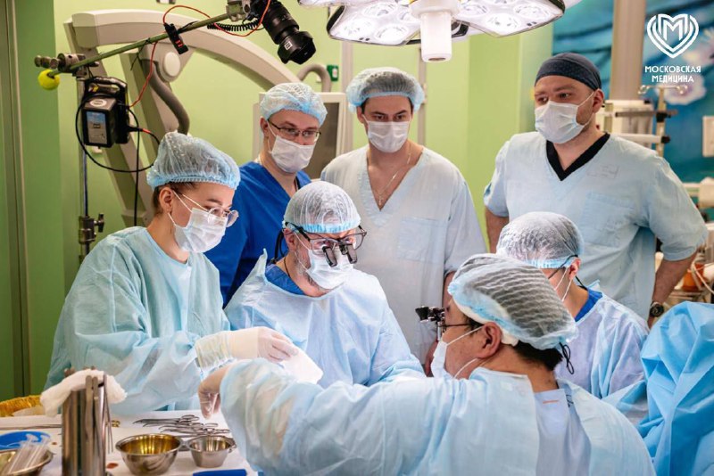 В Москве впервые в России успешно пересадили руки пациентам