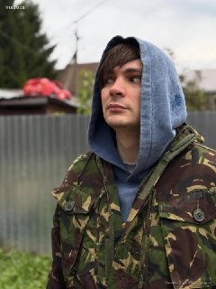 Слава КПСС заменил упоминания наркотиков на «Роскомнадзор» в треках