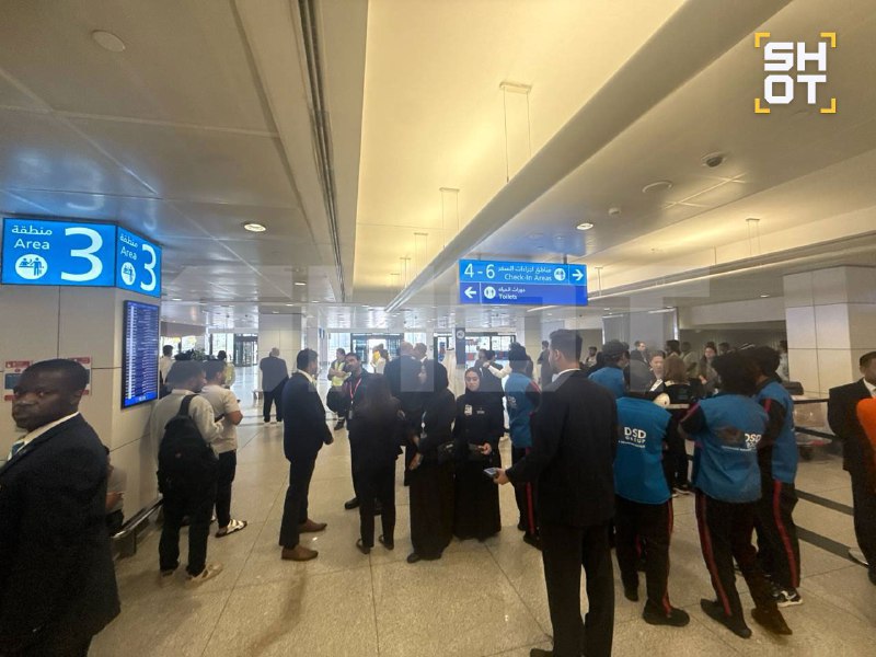 Атака иранских БПЛА в аэропорту Дубая: пассажиры застряли, рейсы перенесены