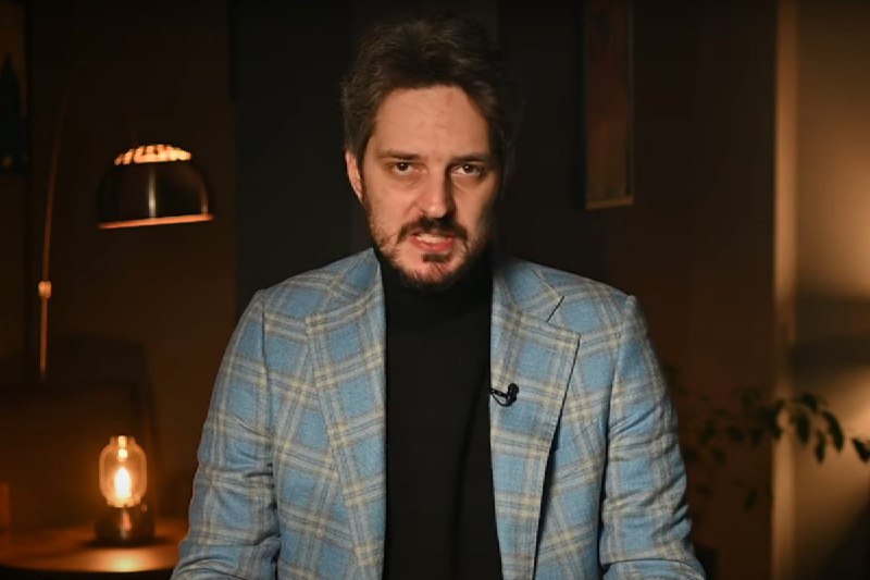 Иноагент Максим Кац заочно приговорен к 9 годам лишения свободы