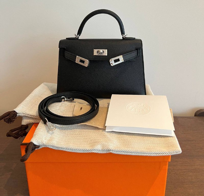 Hermès отказался продать сумку дочери Ким Кардашьян