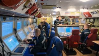 Северный флот запустил ракету из-под воды