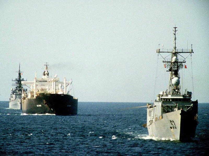 Как Иран подрывал американские корабли на минах и заставил США сменить тактику