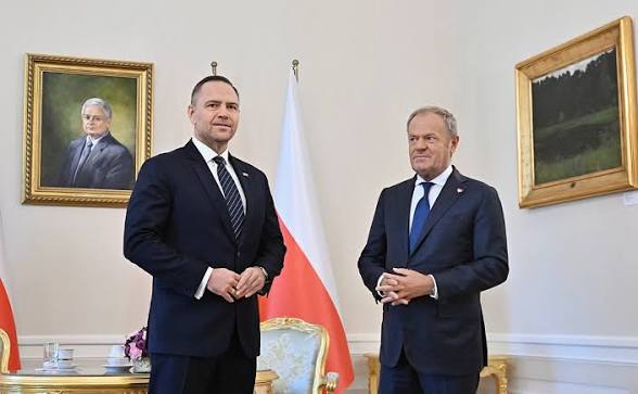 Премьер Польши раскритиковал президента за вето на программу ЕС SAFE