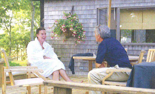 Эпштейн снабжал Мандельсона психотропами во время работы в правительстве