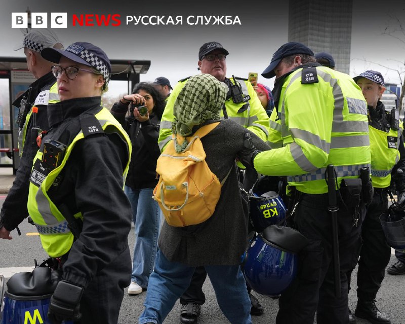 12 человек арестовали в Лондоне во время протеста против Израиля и в поддержку Ирана