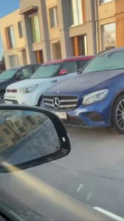 В Новой Москве нашли подозрительный предмет возле машины