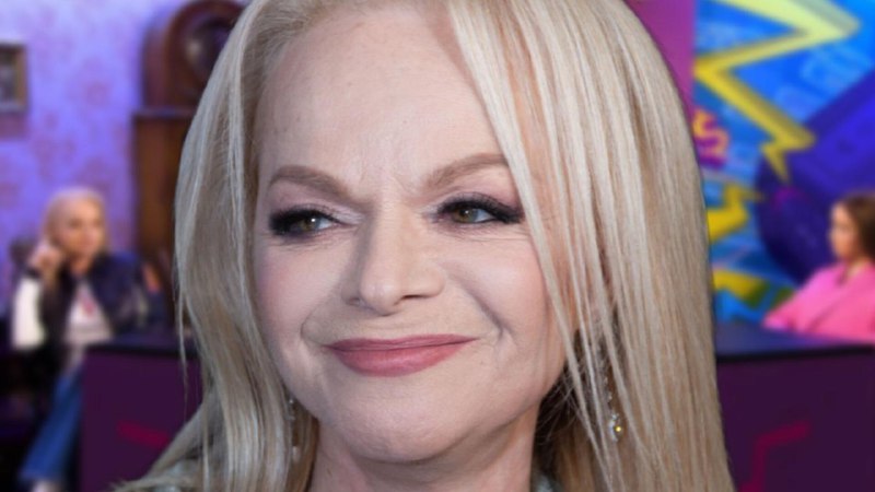 Долина требует 176 млн рублей с мошенников