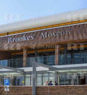 Элитная школа «Брукс» в Москве закрылась, родители не получают деньги за обучение