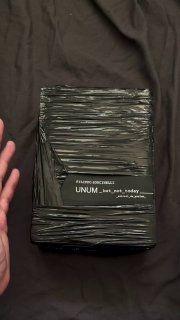 В России появились духи с ароматом «месячных»