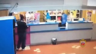 Девушка с длинным дулом попыталась ограбить офис в Москве