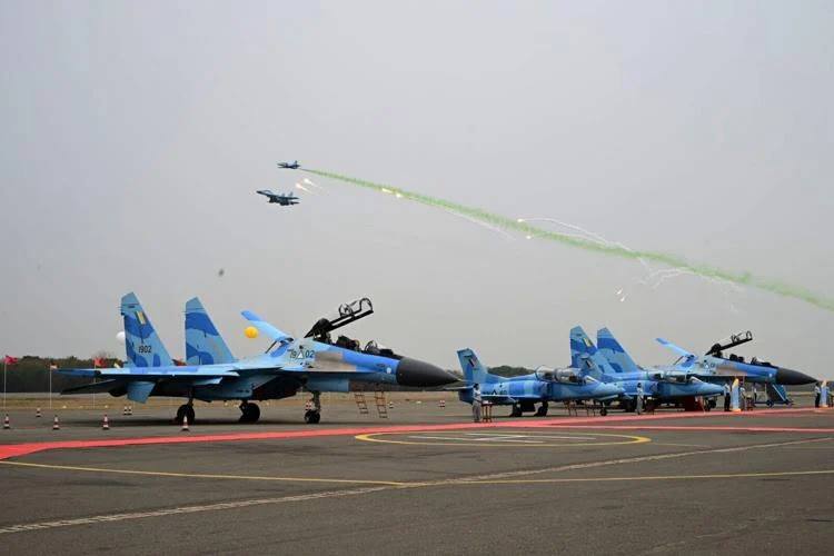 Мьянма получила новые истребители Су-30СМЭ