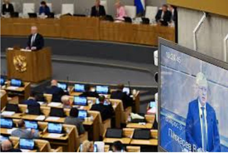 Госдума приняла закон о предупреждении о кредитах через Госуслуги и усилении контроля за иноагентами