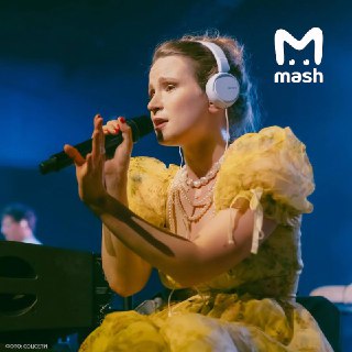 Монеточку не пустили в Австралию из-за статуса иноагента: отменены все концерты