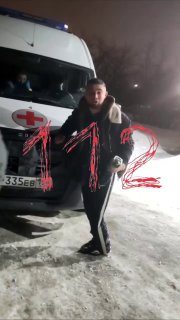 Пьяный мужчина с протезом разбил стекло машины скорой помощи в Новосибирской области