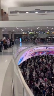 Очереди в аэропорту Техаса достигают 2,5 часов из-за шатдауна правительства США