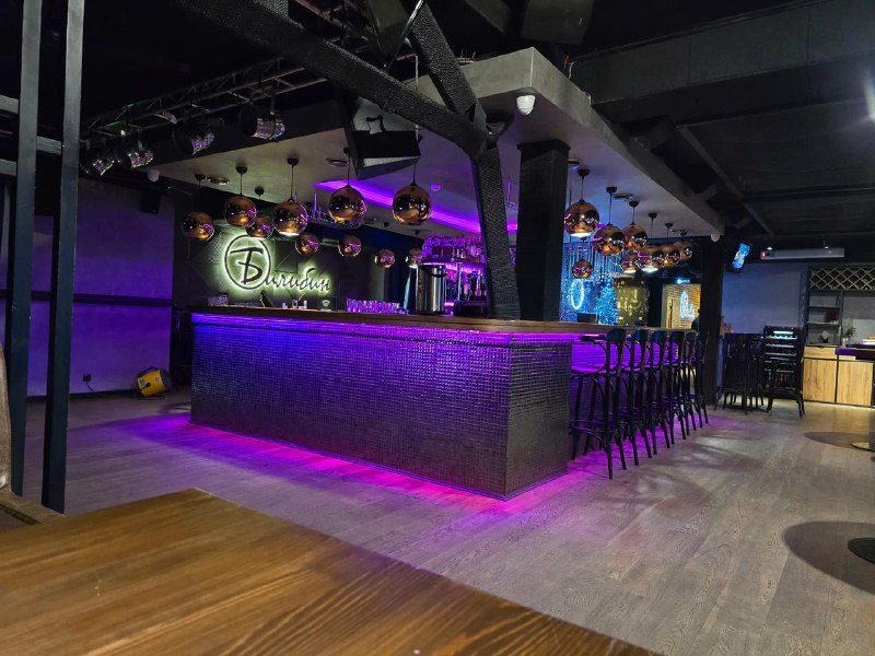 Бар в Магадане оштрафовали за татуировку с нацистской символикой