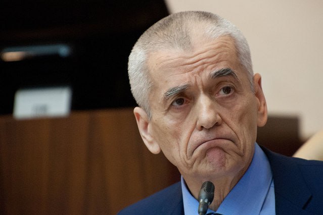 Академик Онищенко: материнский инстинкт заложен в генах, а маткапитал не работает