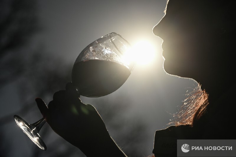 Нарколог развеял миф о неизлечимости женского алкоголизма