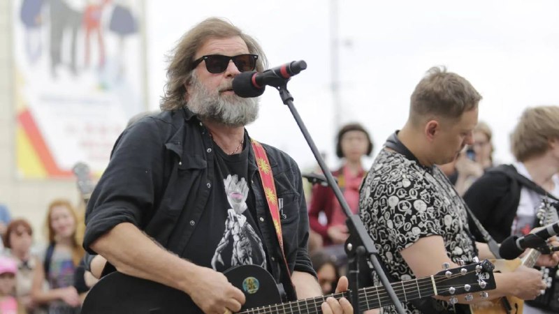 Гребенщиков получил гражданство Великобритании: сатирический разбор