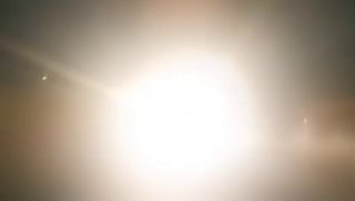 Иран заявил об ударе по авианосцу США, Вашингтон отрицает