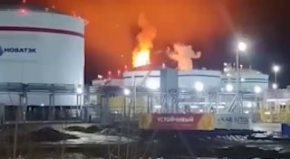 Атака на порт Усть-Луга: пожар на заводе «Новатэк» и повреждение корабля