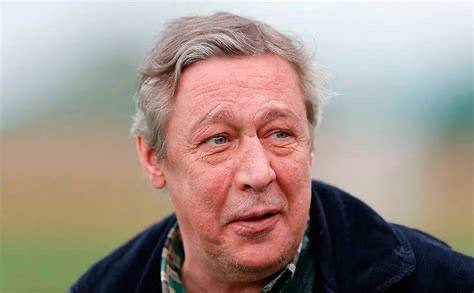 Ефремов вернулся на сцену после аварии