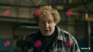 В сериале «Отмороженные» пошутили про Роскомнадзор и мессенджер Max