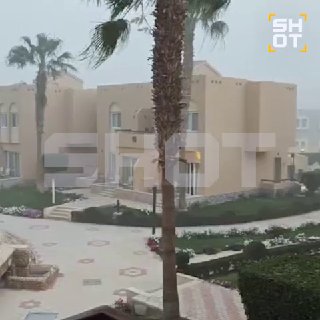Ливни и ветер в Египте сорвали отдых российским туристам