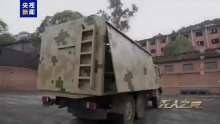 Робособаки научились работать стаей