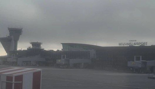 Самолет Air Serbia с пассажирами застрял в Хельсинки после двух неудачных попыток приземлиться в Пулково