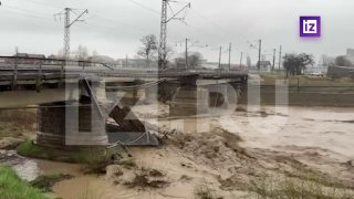 Мост обрушился в Дагестане из-за ливня, в Гумбетовском районе повалились ЛЭП