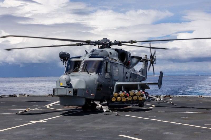 Британский вертолет Wildcat с ракетами Martlet базируется у Кипра на фоне атак иранских дронов
