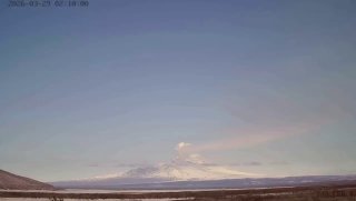 Вулкан Шивелуч на Камчатке проснулся