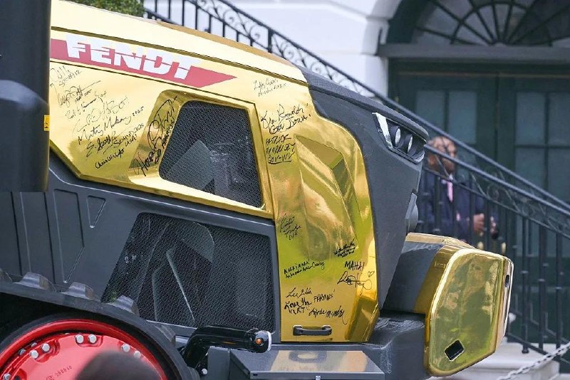 Трамп завёл OnlyFarms для демонстрации пахоты