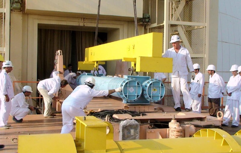 Трамп пригрозил взорвать электростанции и скважины в Иране