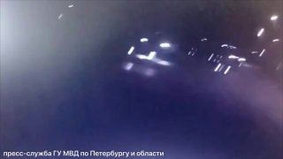 Пассажира угнанного «Гольфа» ранили во время погони со стрельбой в Петербурге