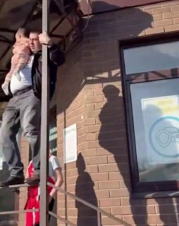 Спаситель ребёнка в Подмосковье отказался стать крёстным из-за религии