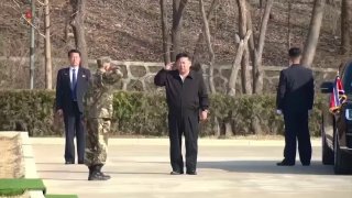 Ким Чен Ын наблюдал за учениями спецназа и испытаниями ракет в КНДР