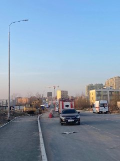 В Кудрово на дне резервуара нашли двоих мужчин, их госпитализировали