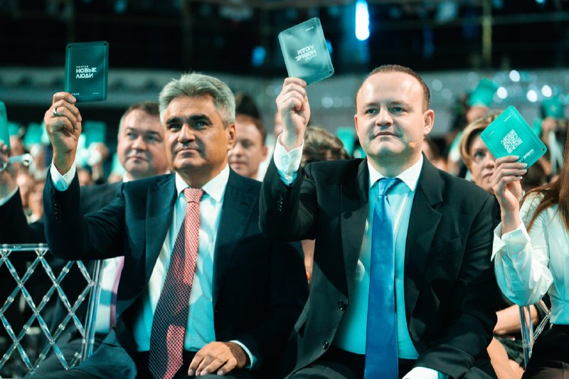 «Новые Люди» — единственная партия Госдумы без канала в MAX