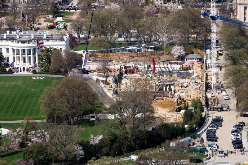 Суд в США приостановил строительство трамповского бального зала Белого дома