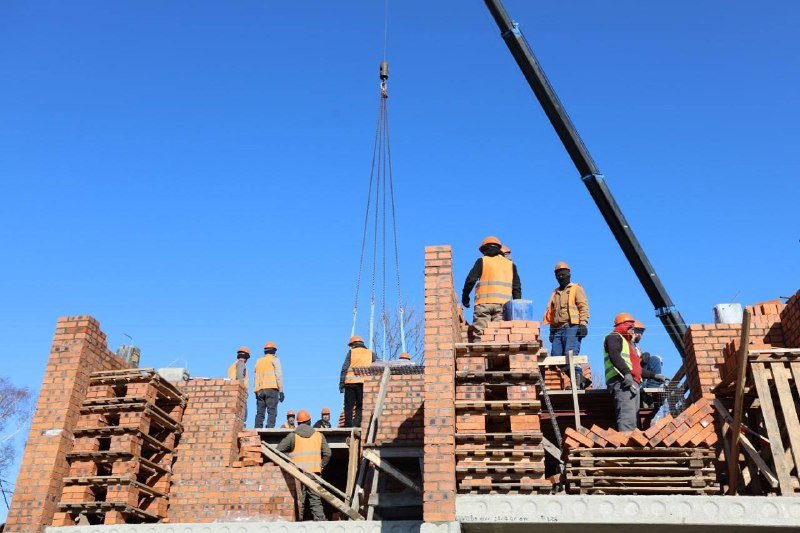 Народная программа «Единой России»: обновление школ, ФАПов и культурных центров в регионах